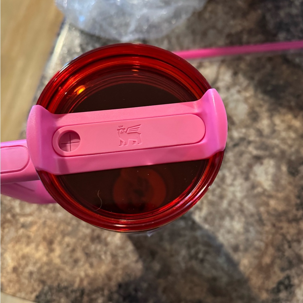 Stanley Pink Quencher H2.0 Tumbler - Picture 2 of 5